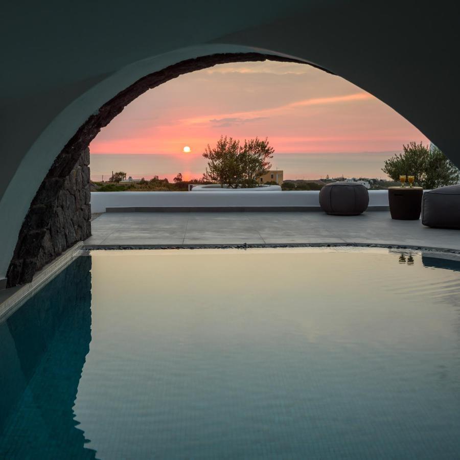 Este Luxury Suites Fira  Exteriér fotografie